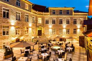 Отель The von Stackelberg Hotel Tallinn Таллин Полулюкс Делюкс Zen с гидромассажной ванной-1